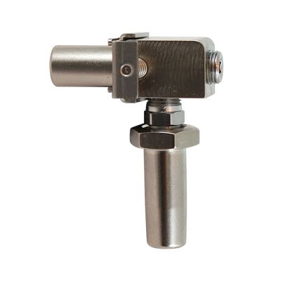 Accutron Vacuum Male Connector x 90° 1/2" Hose
